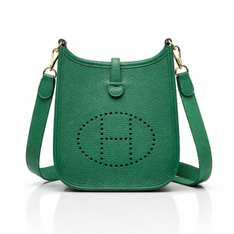 HERMÈS Taurillon Clemence Evelyne TPM Vert Vertigo